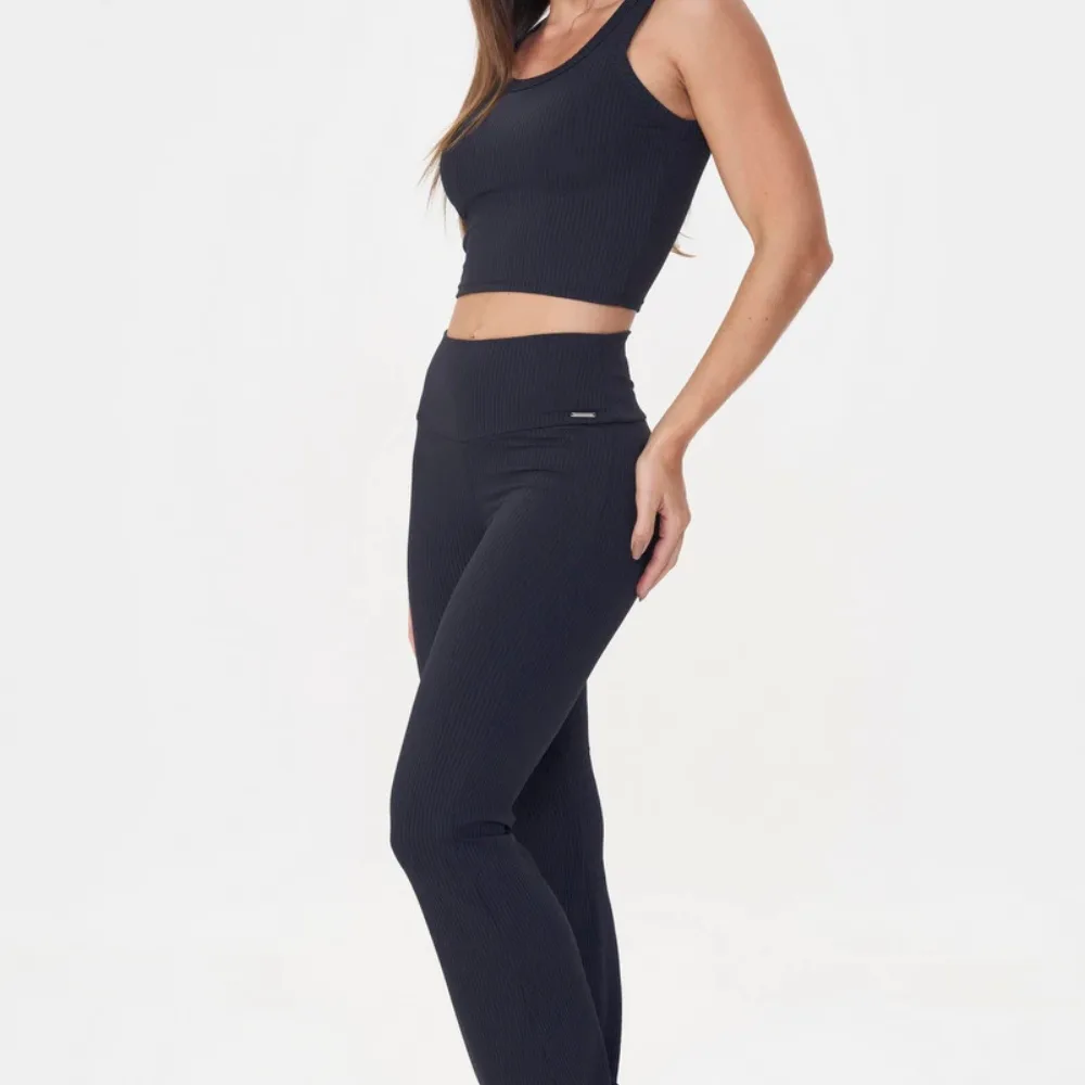 Calca Flare Comfort Rib